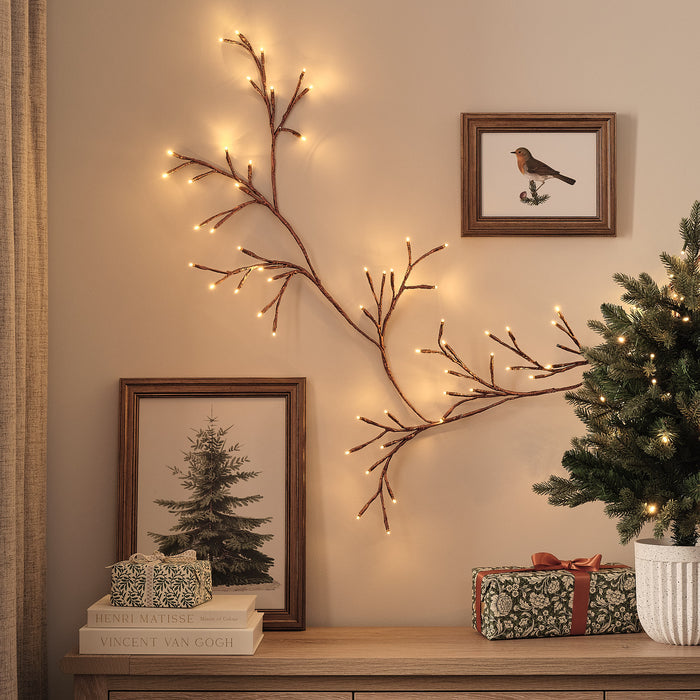1.5m Pre Lit Gold Branch Outdoor Garland