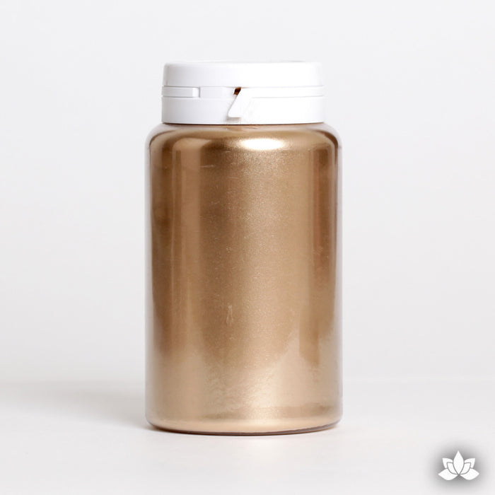 Gold metallic powder used to decorate cakes, cupcakes, showpieces, chocolate decorations, and other decorative pastry work. Non-Toxic. Water Soluble.