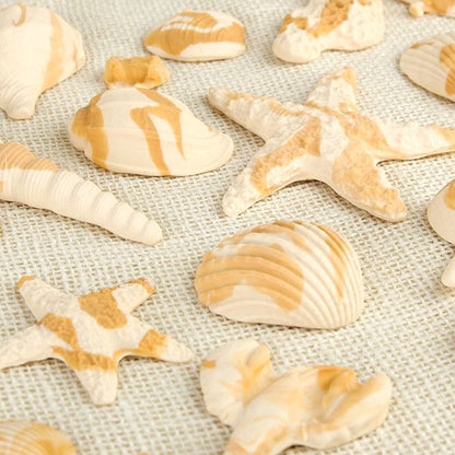 These fun edible fondant Marble Caramel Sea Shells are perfect additions for any “Under the Sea” themed cakes.