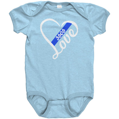 Mockup - Onesie - A4-2-2