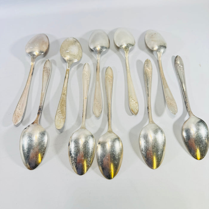 Oneida Community Queen Bess II 11 Teaspoon Lot 1946 Tudor Plate Silverplate