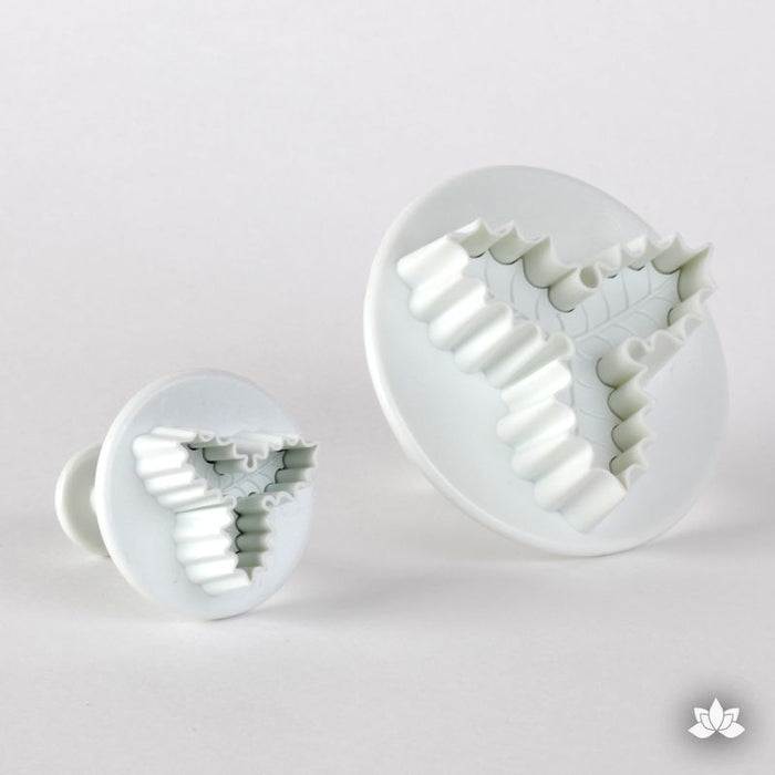 Three Leaf Holly Plunger Cutter Set by PME